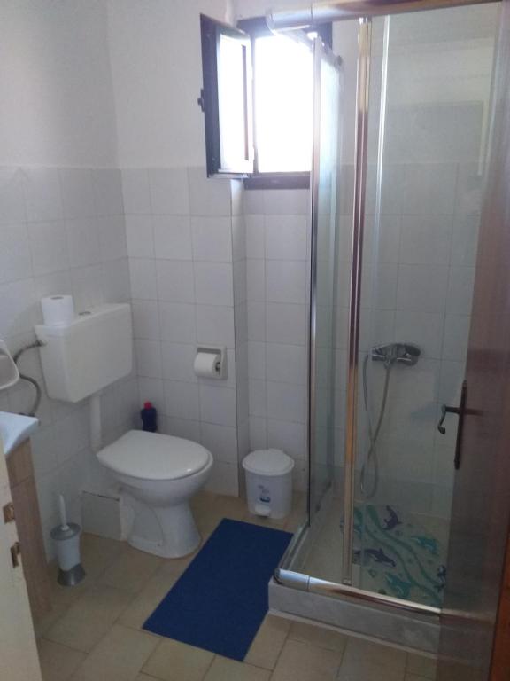 Koupelna v ubytování SAM΄S ROOMS
