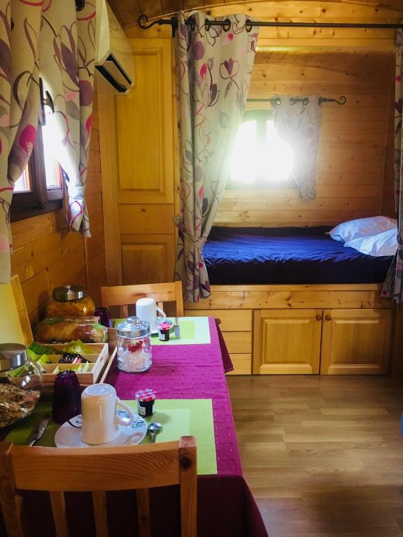 Les Gites De La Serre - One-Bedroom Chalet
