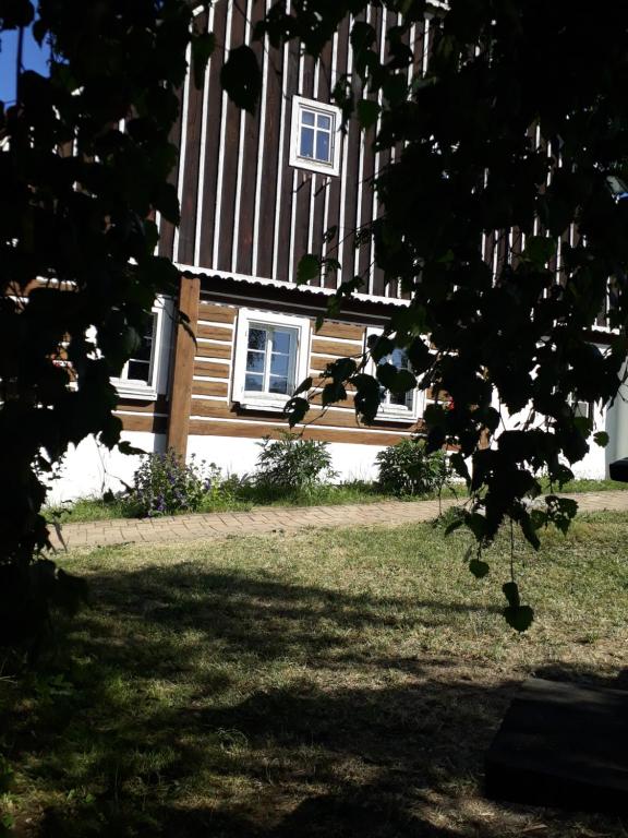 Zahrada ubytování Knežicka chalupa