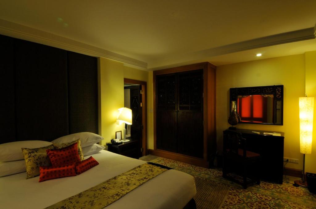 Chakrabongse Villas - 12