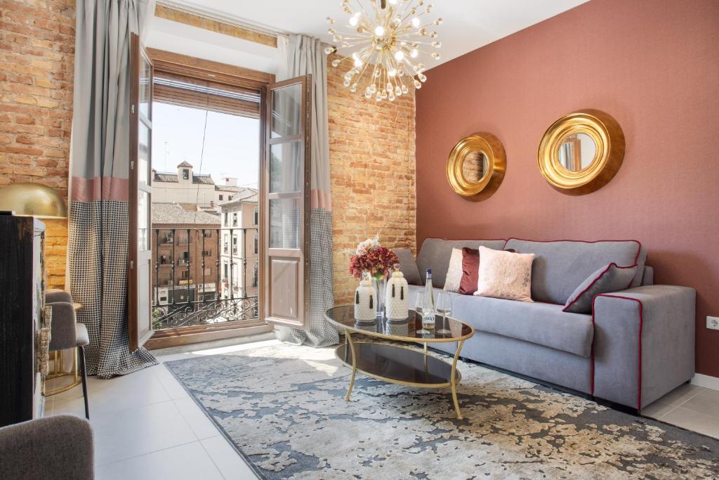 BiBo Suites Plaza Nueva - Resim 38