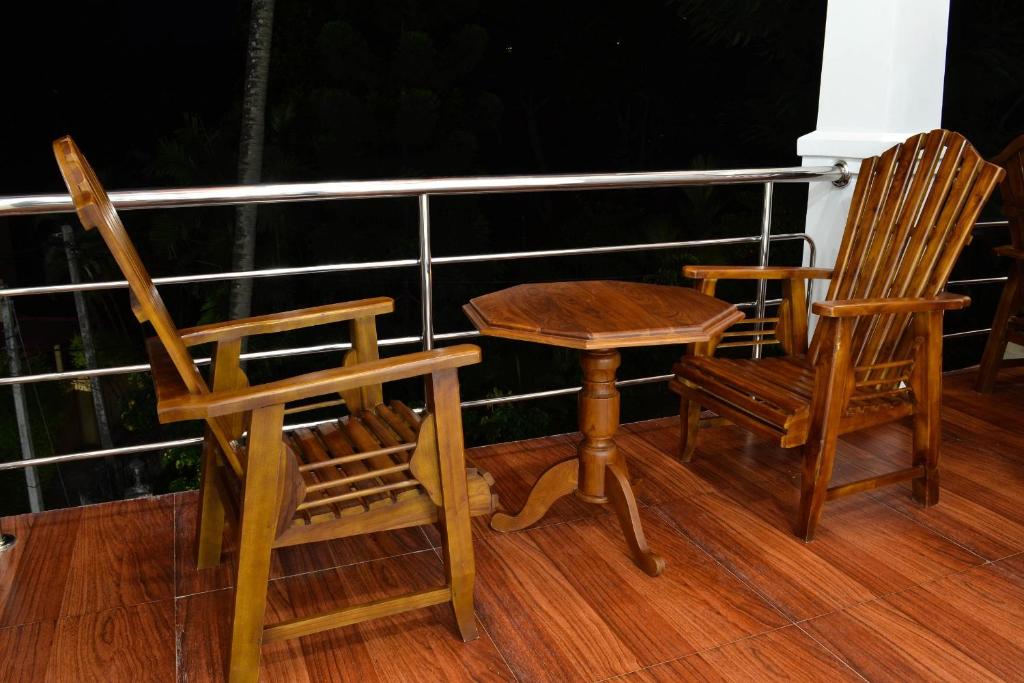 Balkón nebo terasa v ubytování Vino Villa Tourists & Local Accommodations - 24 Hrs