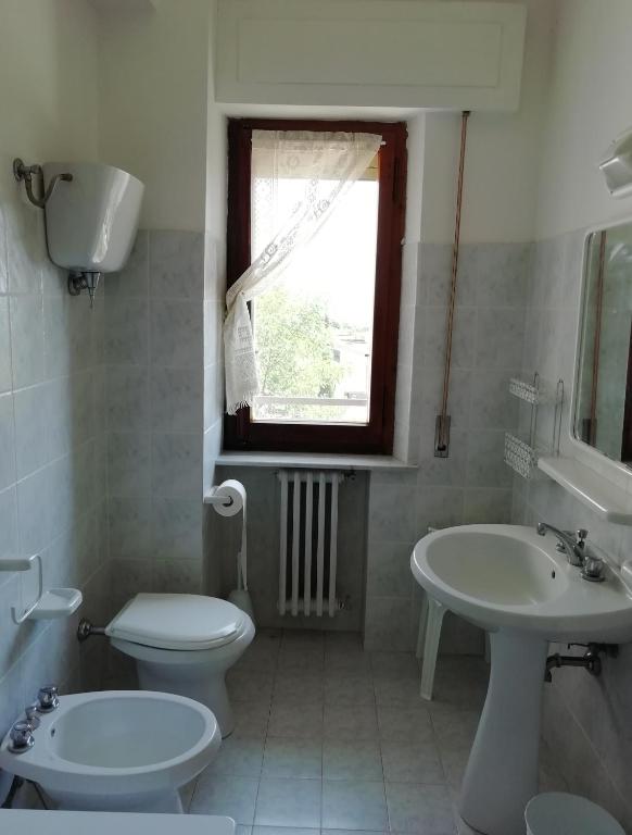 Koupelna v ubytování Albergo La Torre