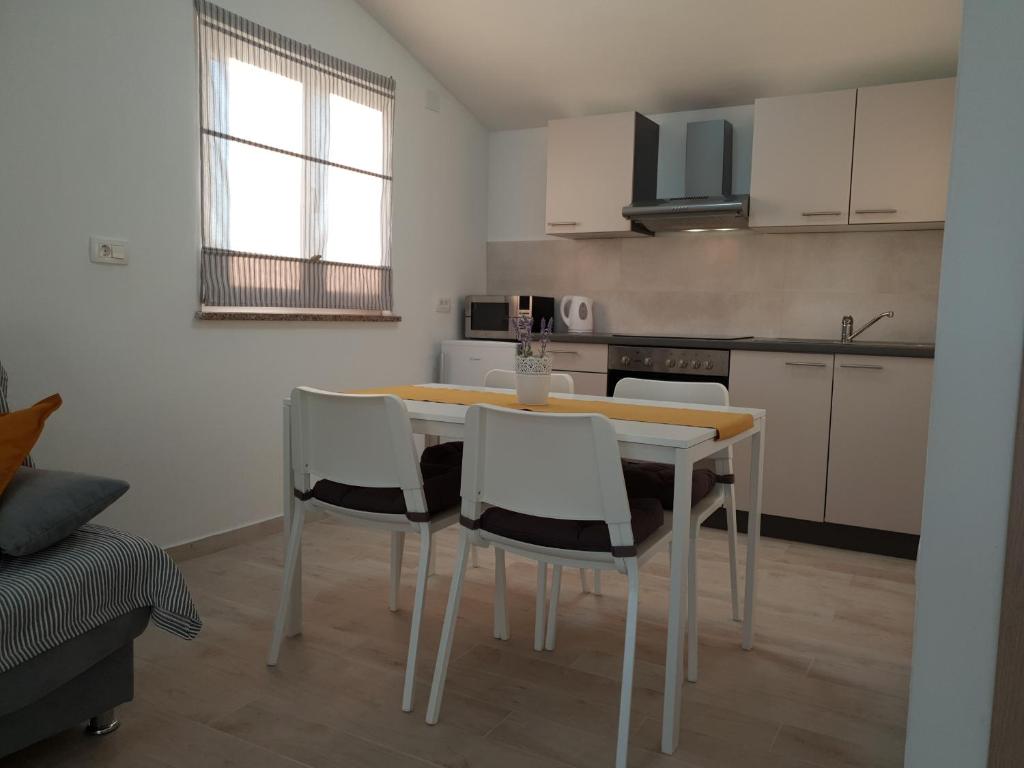 Kuchyň nebo kuchyňský kout v ubytování Endless Horizont Apartment