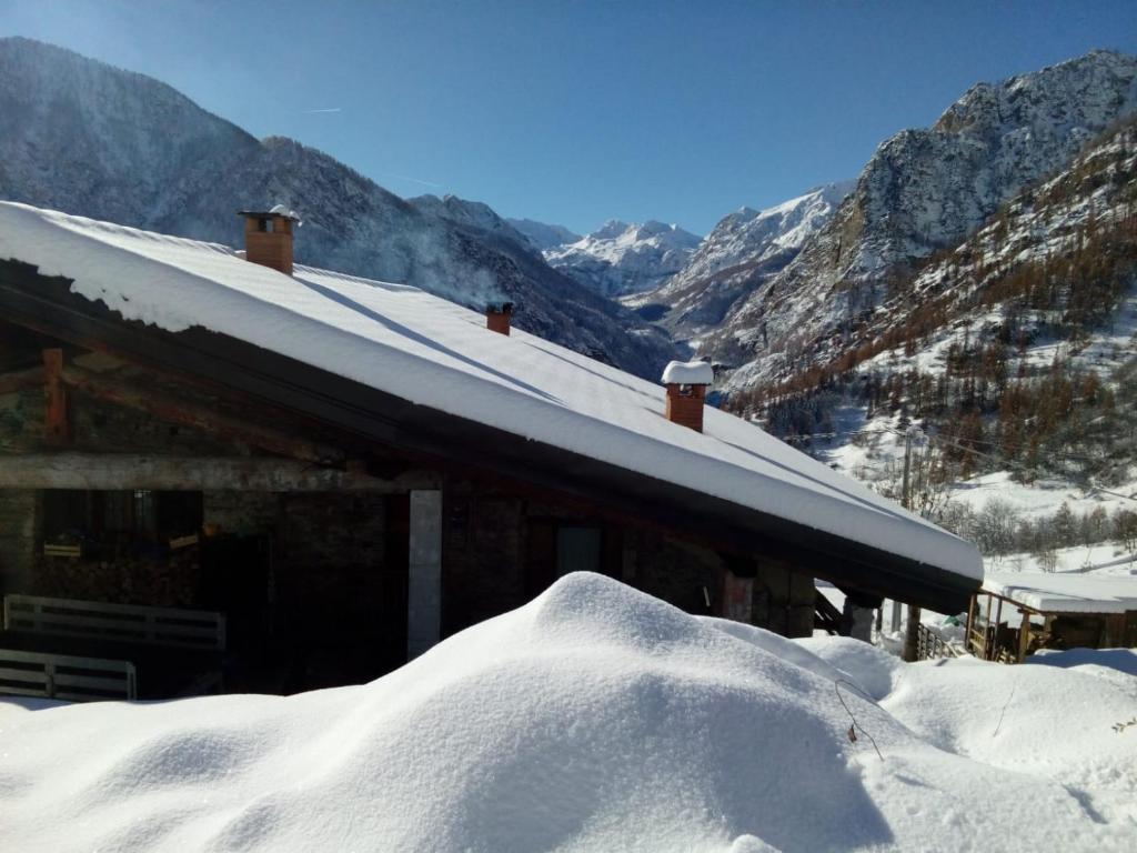 Nespecifikovaný výhled na hory nebo výhled na hory při pohledu z bed and breakfast