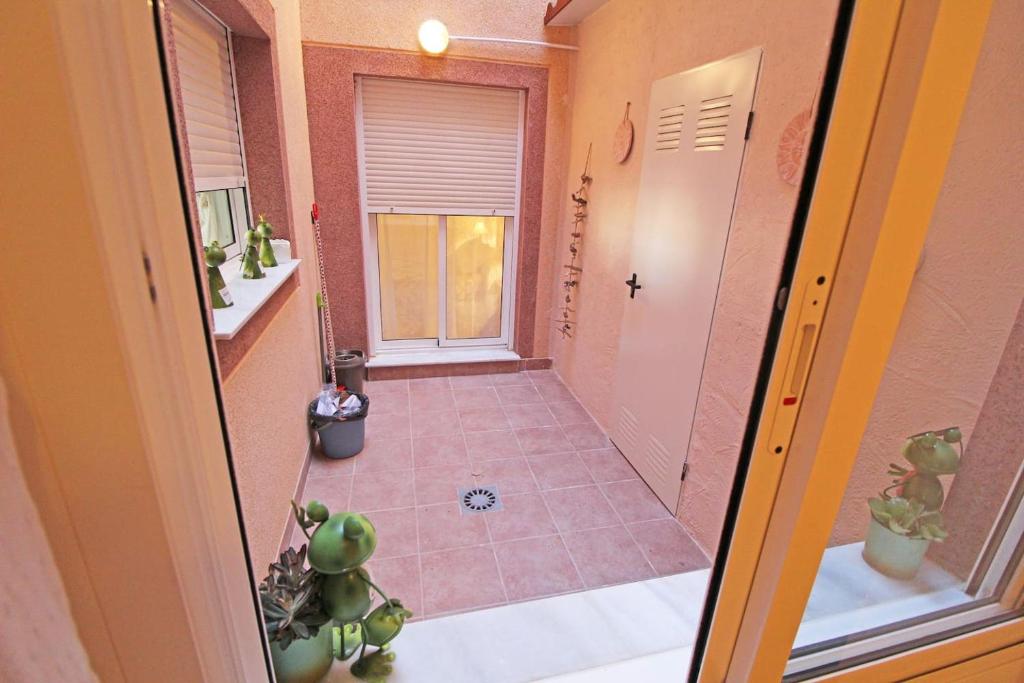 Zdjęcie z galerii obiektu Bungalow con terraza, piscina y vistas al mar w mieście Gran Alacant