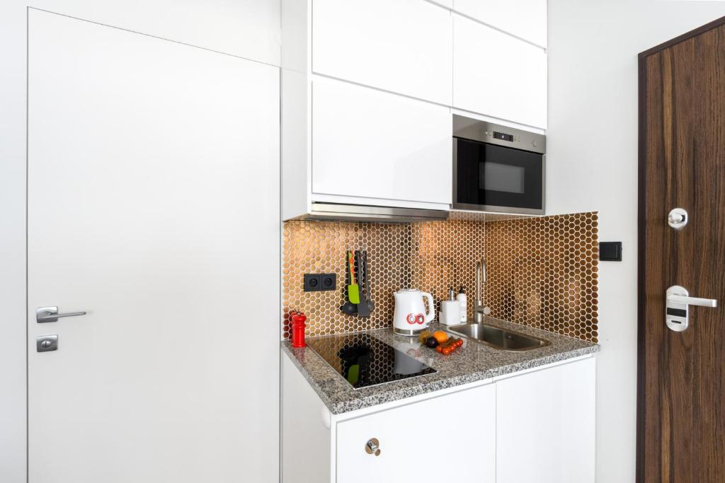 Aparthotel Pawia Deluxe- 10 min to center - Resim 20