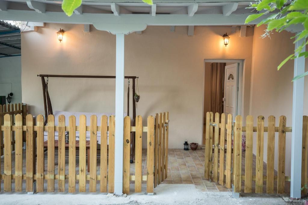 Fotografie z fotogalerie ubytování Camping & Rooms Kariotes v destinaci Lygia