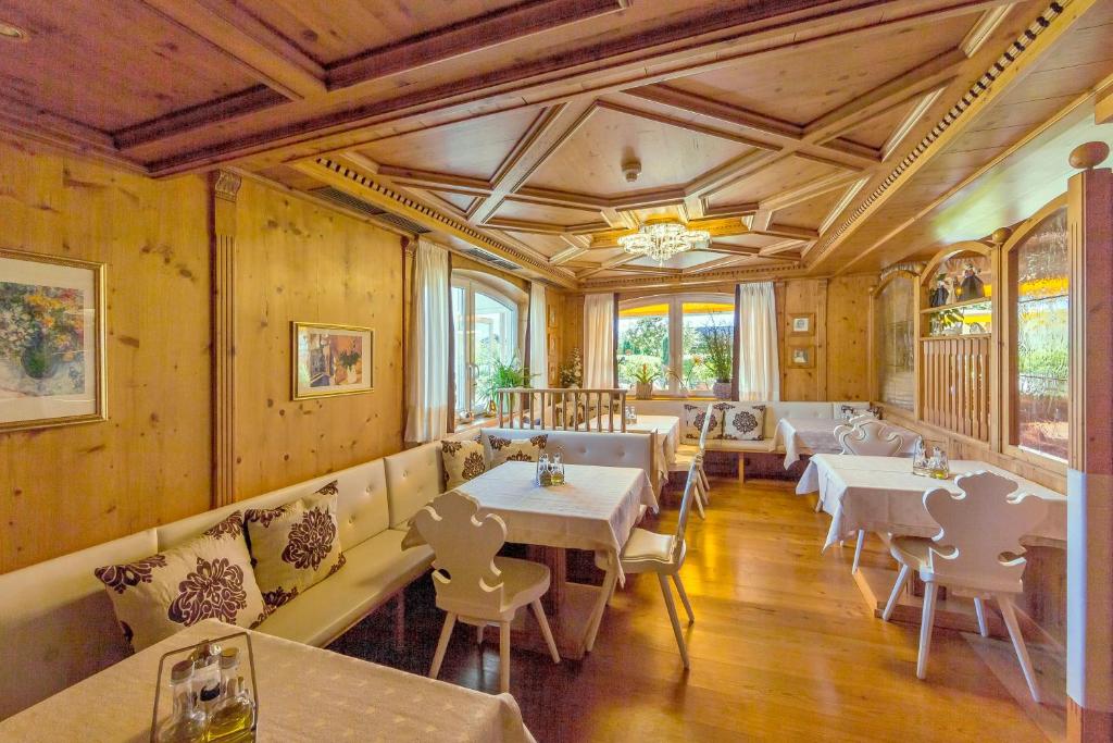 Restaurace v ubytování Hotel Kristall