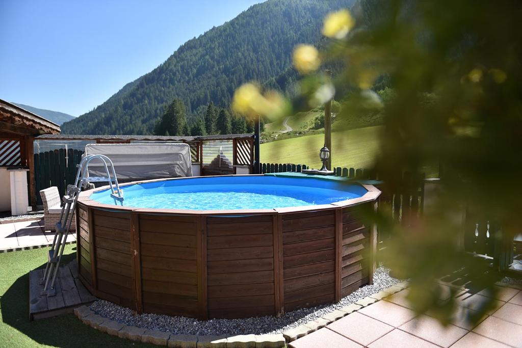 Bazén v ubytování Apartment Fernerkogel nebo v jeho okolí