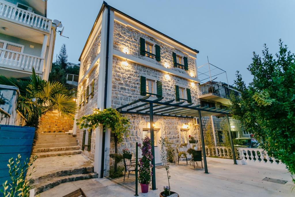 Zgrada u kojoj se nalazi apartman