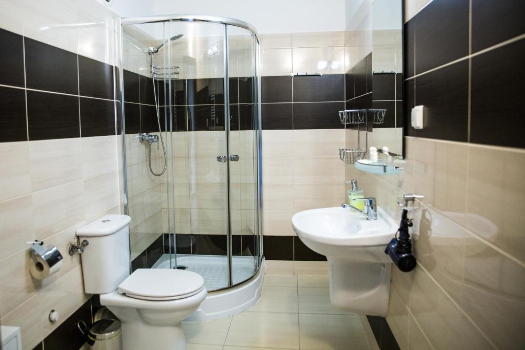 City Aparthotel - One-Bedroom Apartment