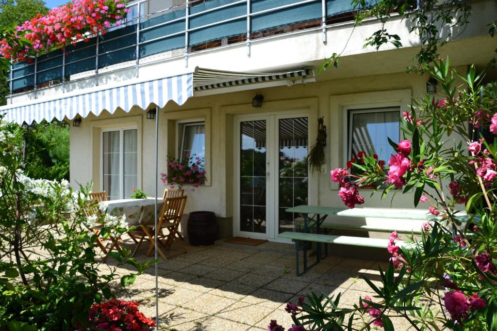 Zahrada ubytování Anna Apartment