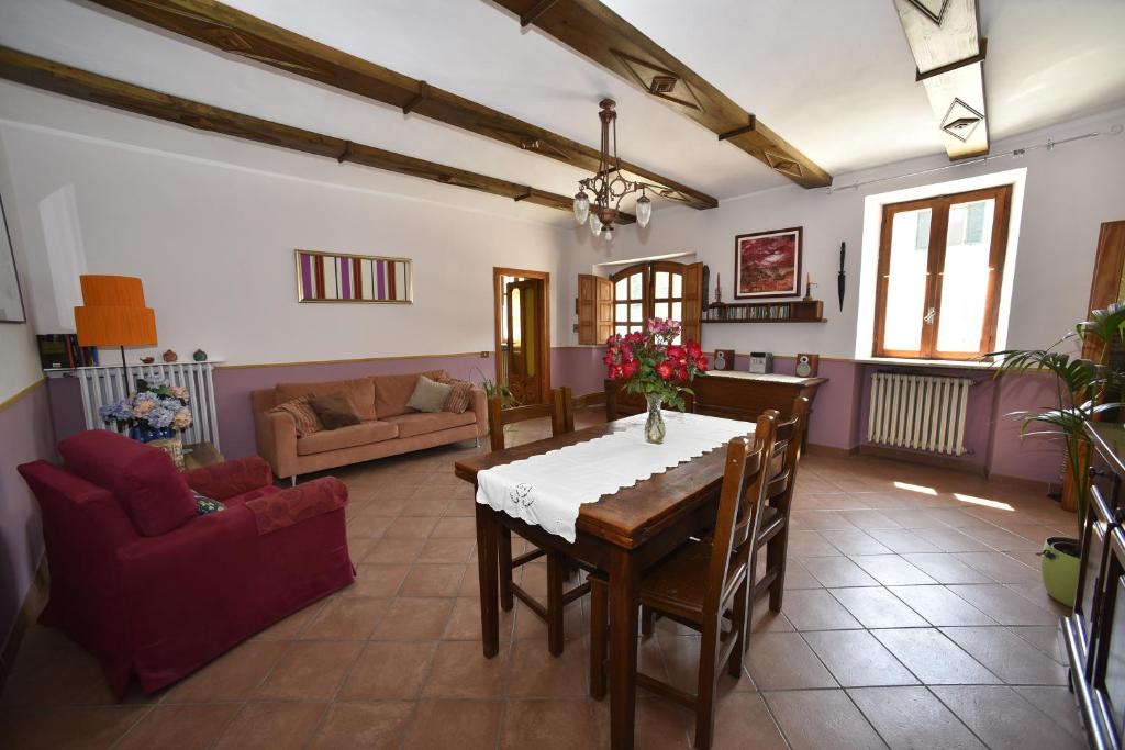 Posedenie v ubytovaní B&B La Riundela