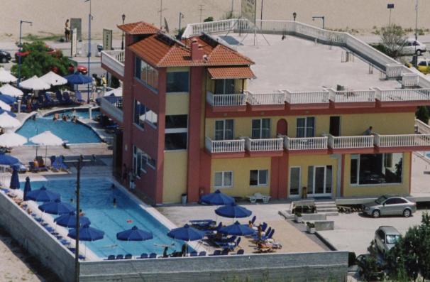Bazén v ubytování Hotel Aperio nebo v jeho okolí