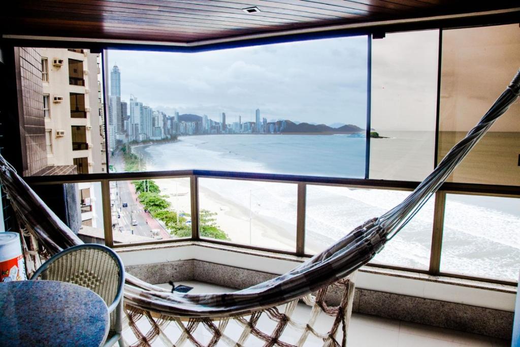  Apto Boutique Baln Camboriu frente mar pe na areia deslumbrante vista mar HIGIENIZADO TOTAL para COMVIDA-20