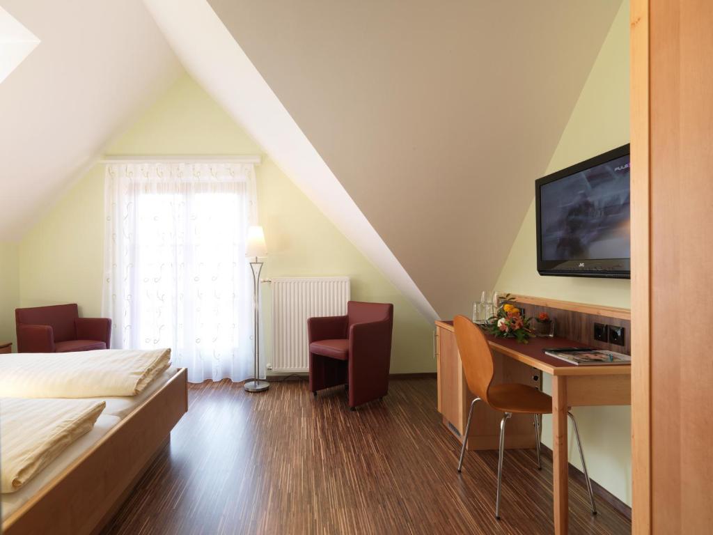 TV a/nebo společenská místnost v ubytování Weingut Skoff Original
