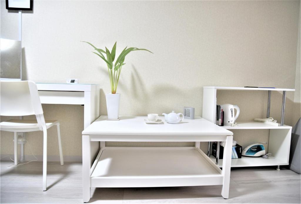 Osaka U-Shuku - One-Bedroom Apartment