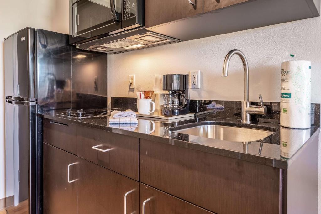 Studio 6 Lake Charles - Deluxe Queen Room Con Due Letti Matrimoniali