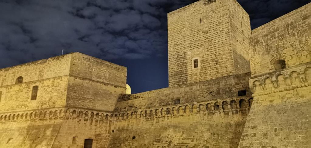 Fotografia z galérie ubytovania Dimora Castello Bari Vecchia Appartamento 1 camera 4 posti v Bari