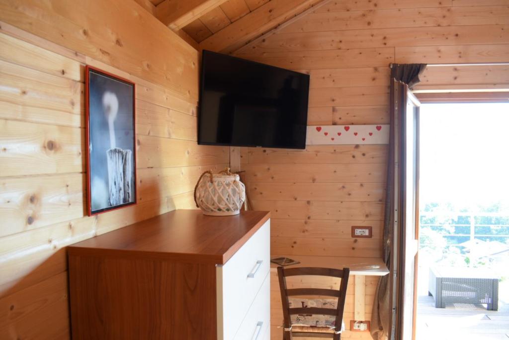 TV a/nebo společenská místnost v ubytování 2 CUORI E UN B&B