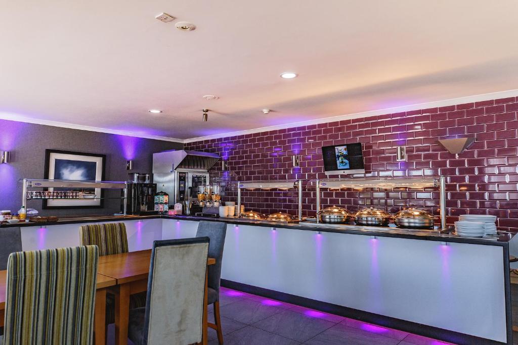 Lounge nebo bar v ubytování Hotel Jerbourg