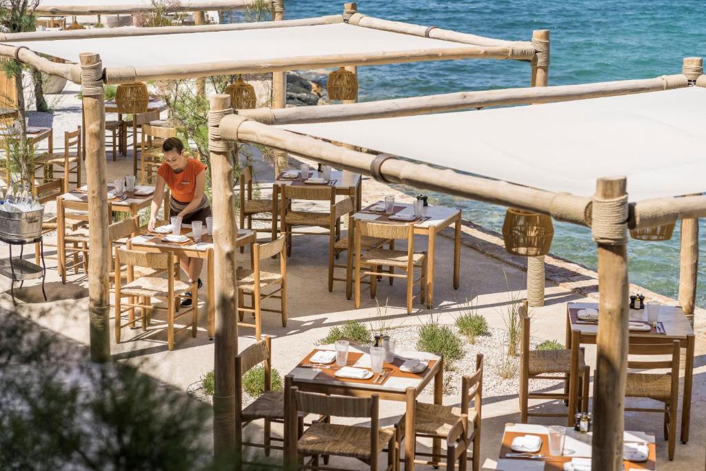 Ресторан / где поесть в Four Seasons Astir Palace Hotel Athens