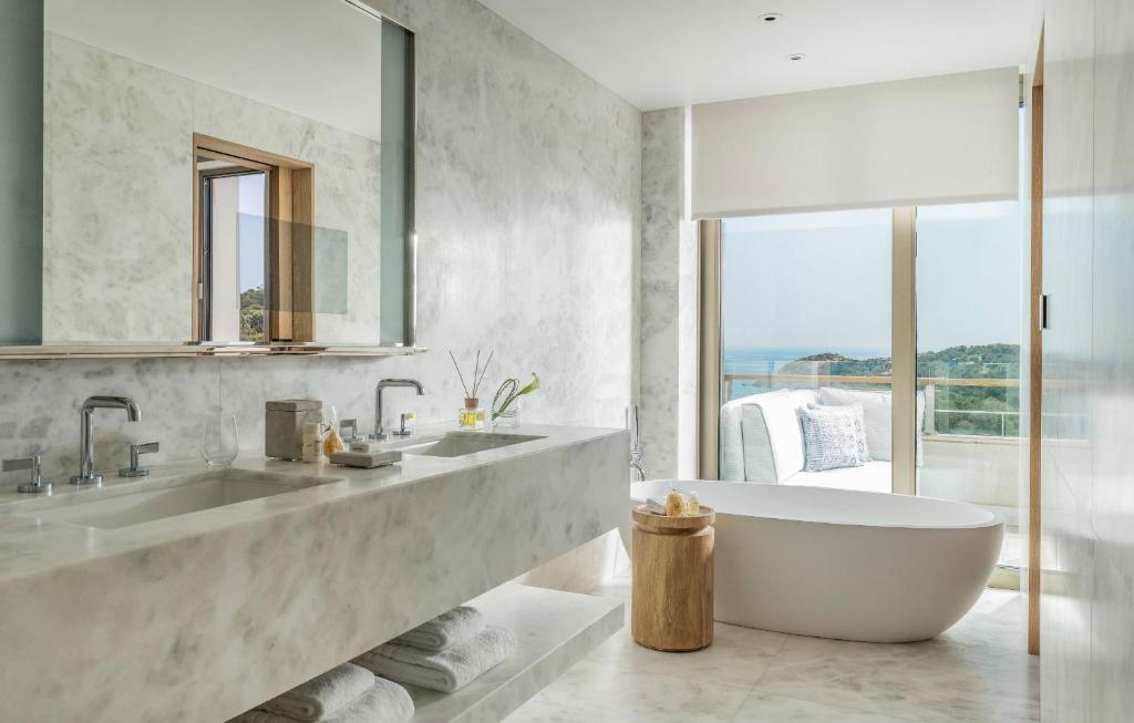 Four Seasons Astir Palace Hotel Athens - 18