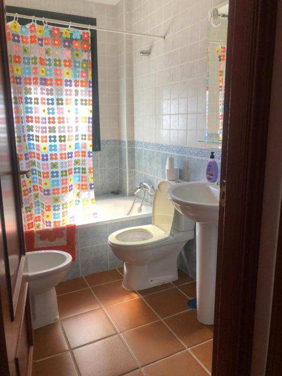 Kúpeľňa v ubytovaní Casa Rural Valverde 6