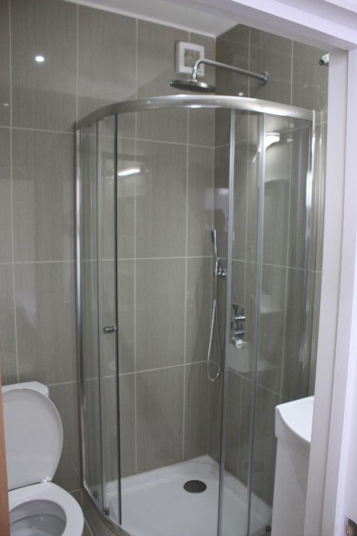 Daisy Hotel - 