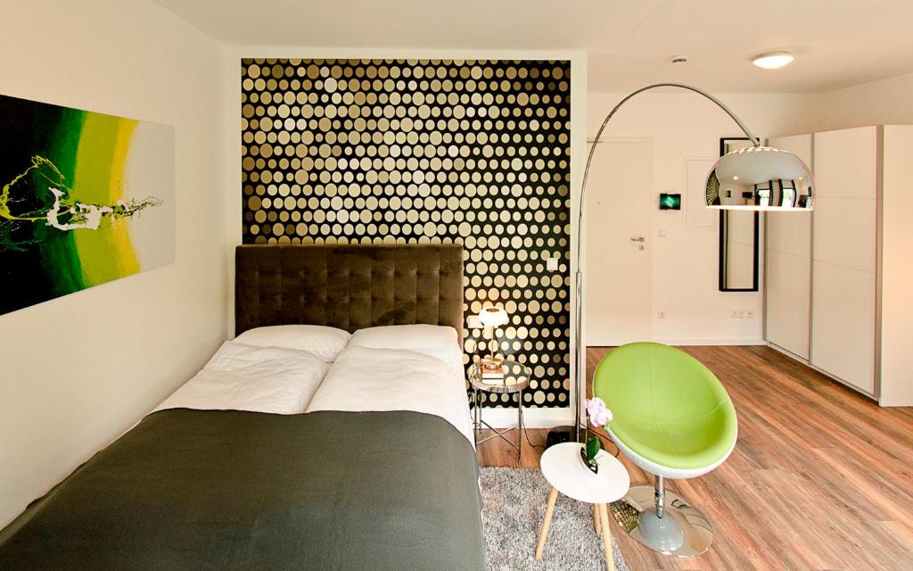 Eco Smart Apartments Nürnberg Süd - Superior Studio -appartement Met Balkon Of Terras