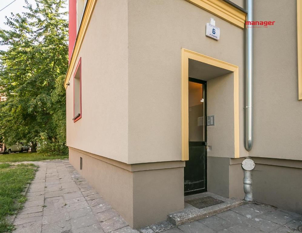 Budynek, w którym mieści się apartament