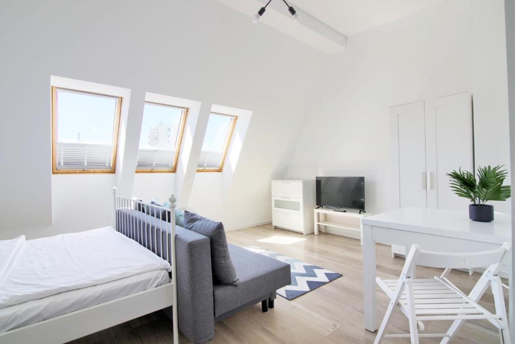 Apartments IN - Plater - Resim 3