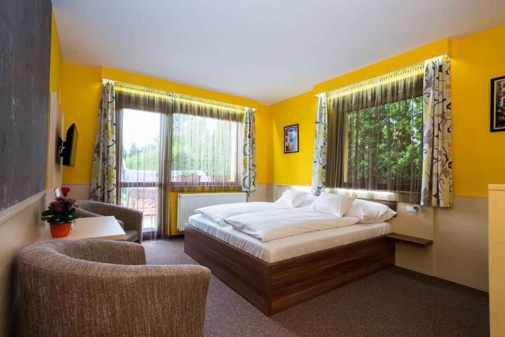 Hotel Mayer Alsóörsにあるベッド