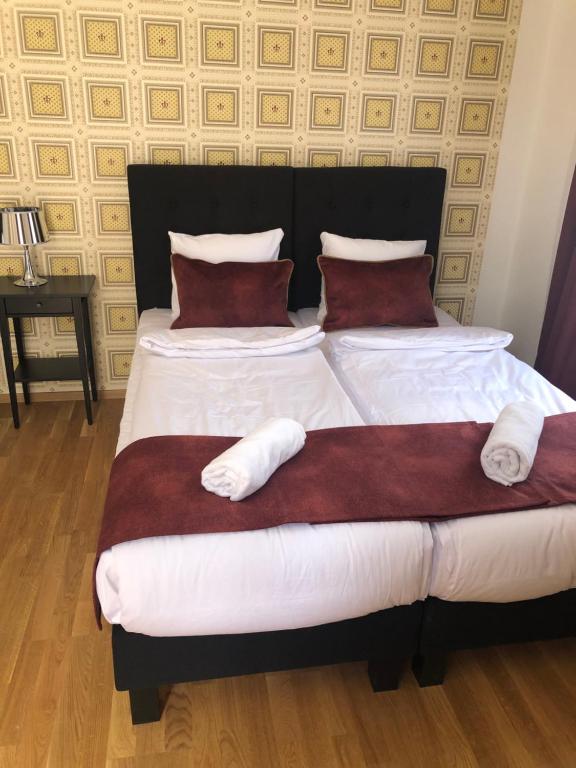 OLD TOWN SPIRIT - Resim 5