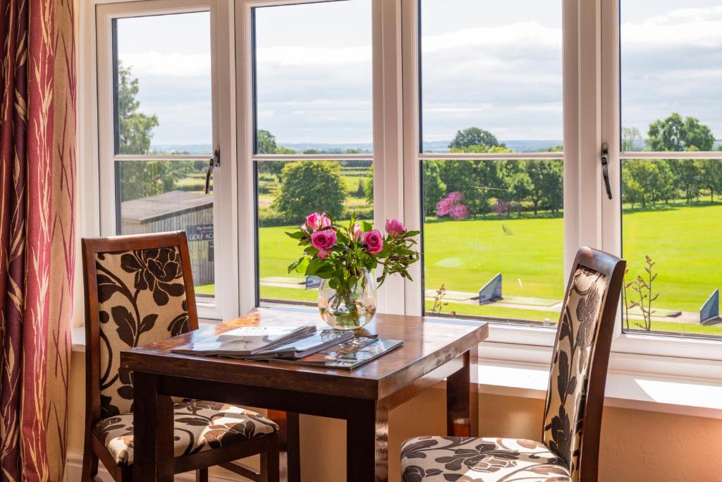 The Stratford Park Hotel & Golf Club - Junior Suite Met Uitzicht Op De Tuin