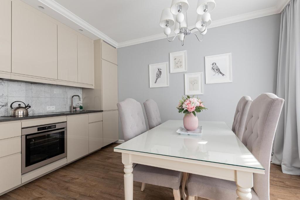 Luxury in Old Town - 1