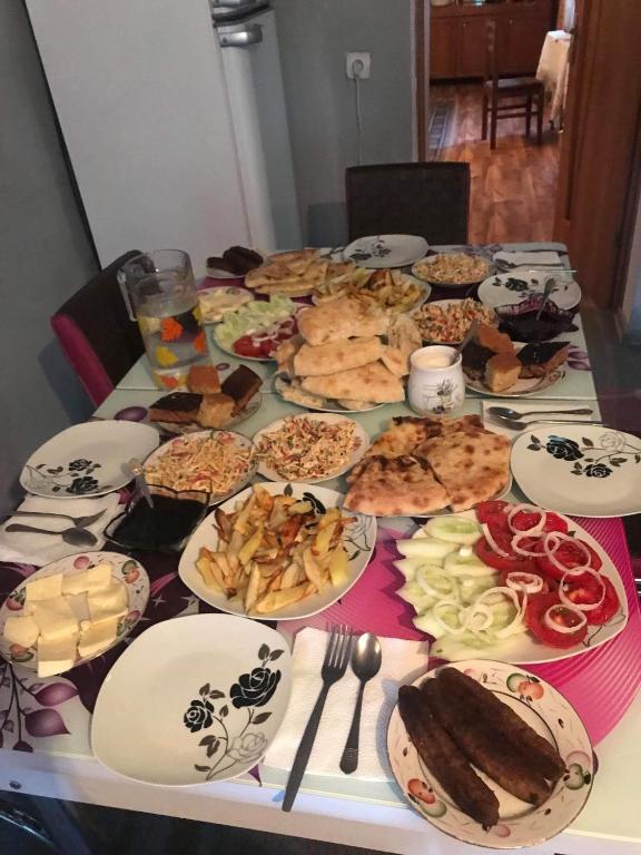 Menjar a l'hostal o pensió o a prop