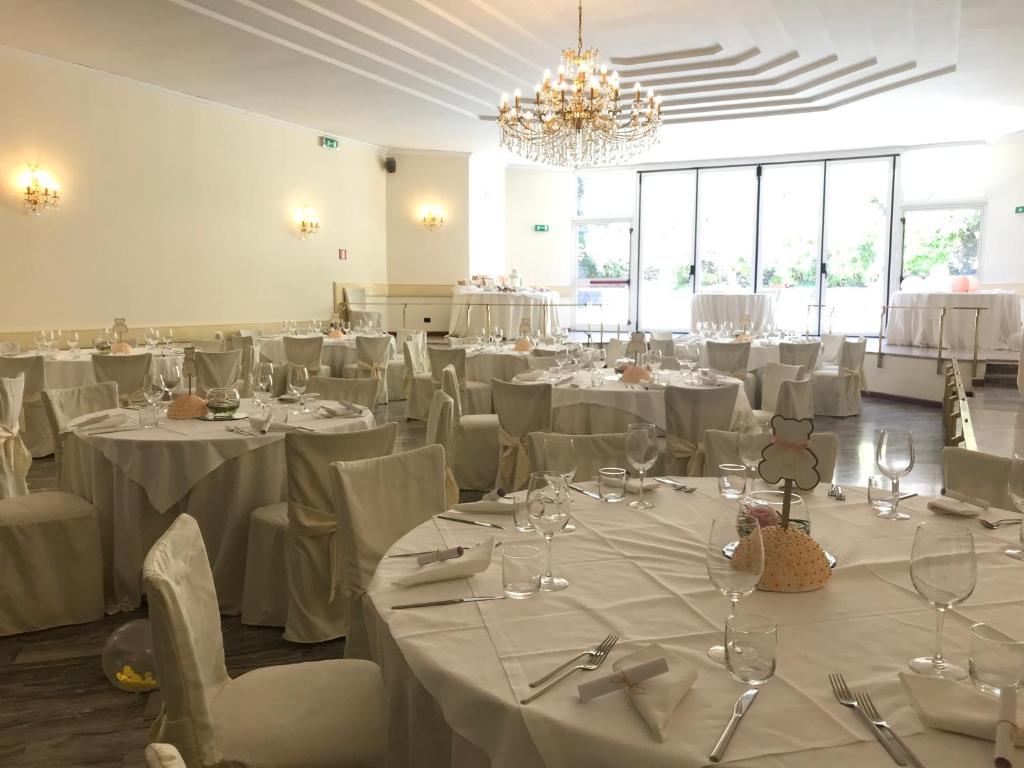 Restaurace v ubytování Hotel Bel Sit