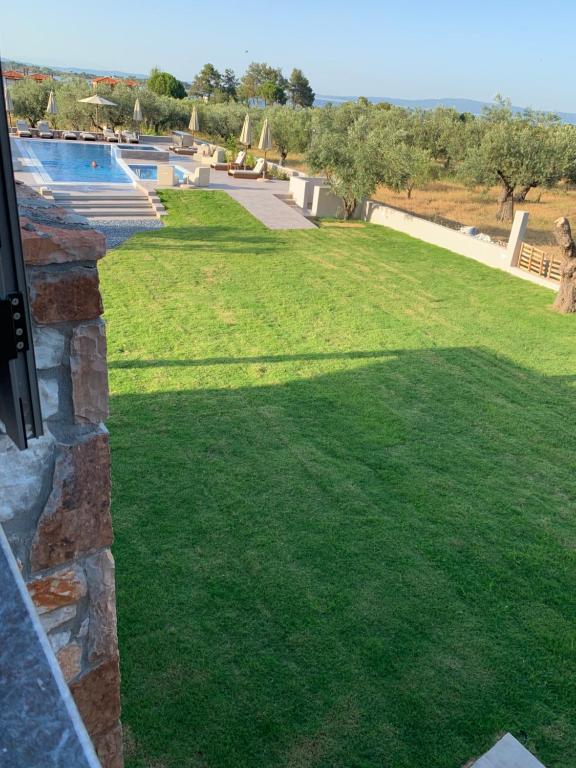 Castella Apartments - 3