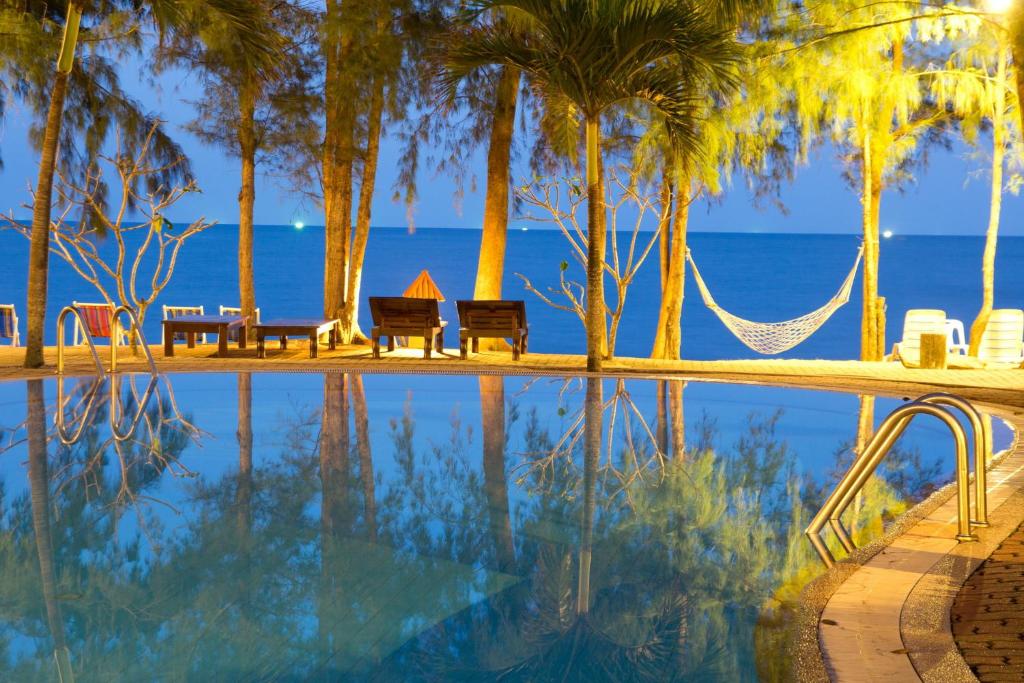 Bazén v ubytování Bayview Beach Resort nebo v jeho okolí