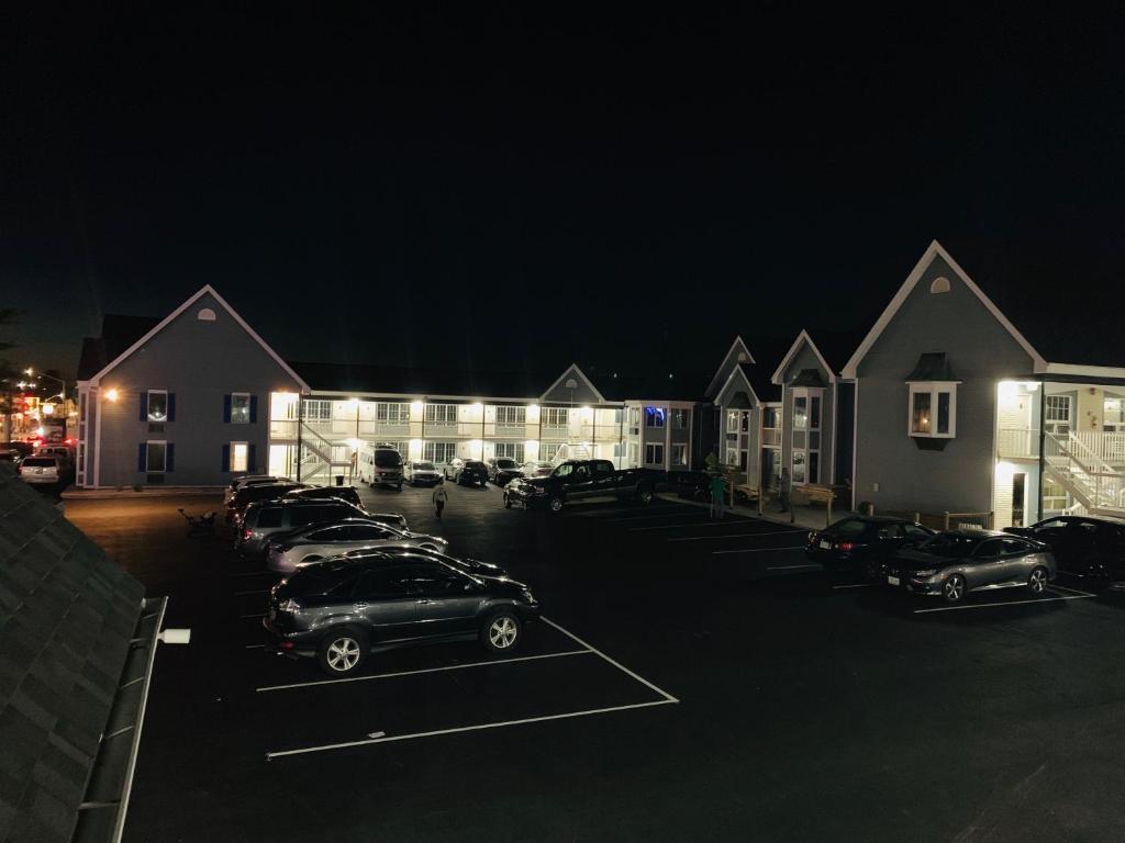 Falls Lodge & Suites - Resim 33