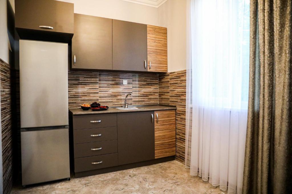 Kuchyň nebo kuchyňský kout v ubytování Garden Inn Resort Sevan