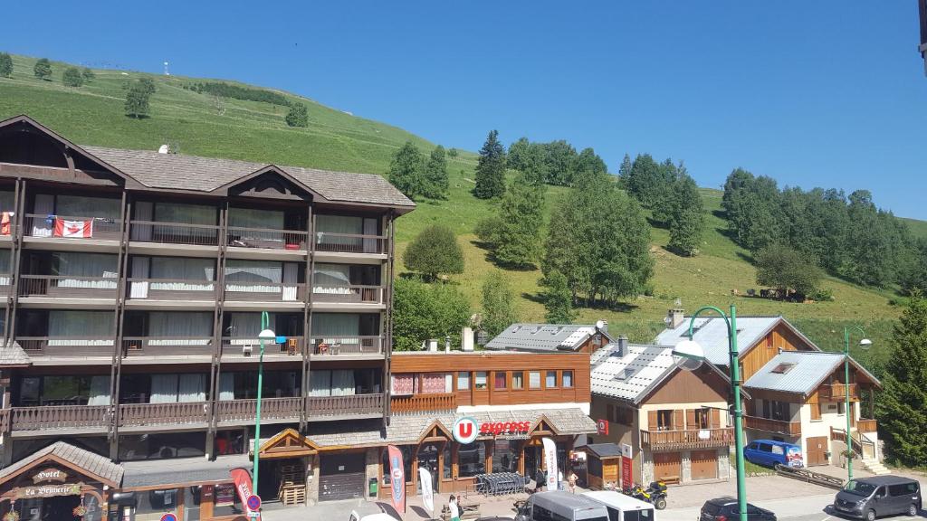 Nespecifikovaný výhled na hory nebo výhled na hory při pohledu z apartmánu