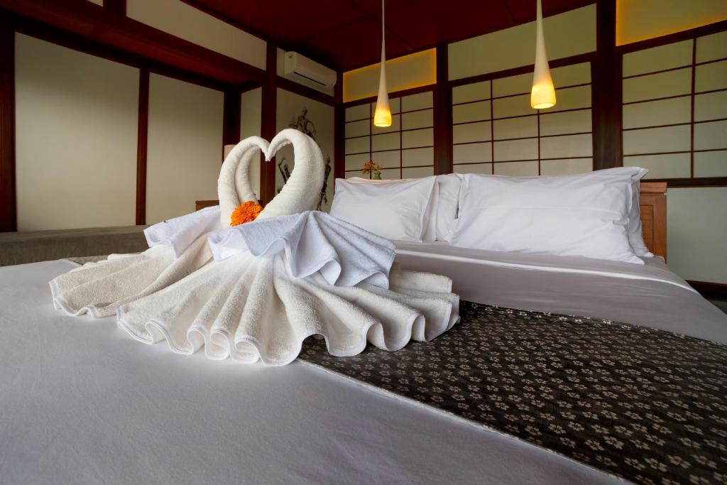 Suarapura Resort & Spa - 6