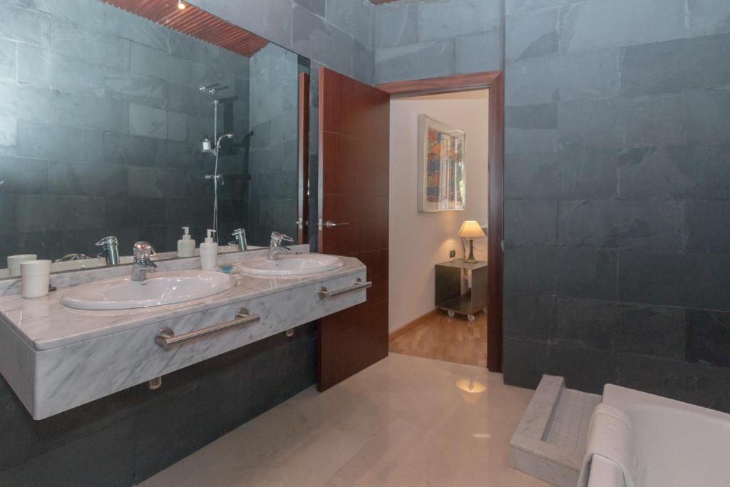 Bet Apartments - Canovas rooms, Valencia – Bijgewerkte ...