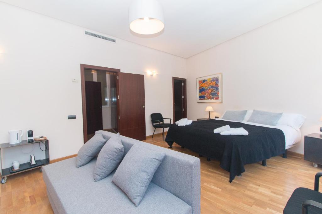 Bet Apartments - Canovas rooms, Valencia – Precios ...