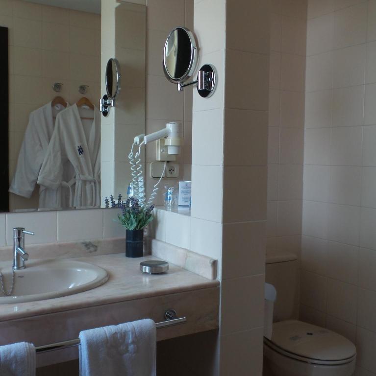 Hotel Moderno Puerta del Sol - Resim 19