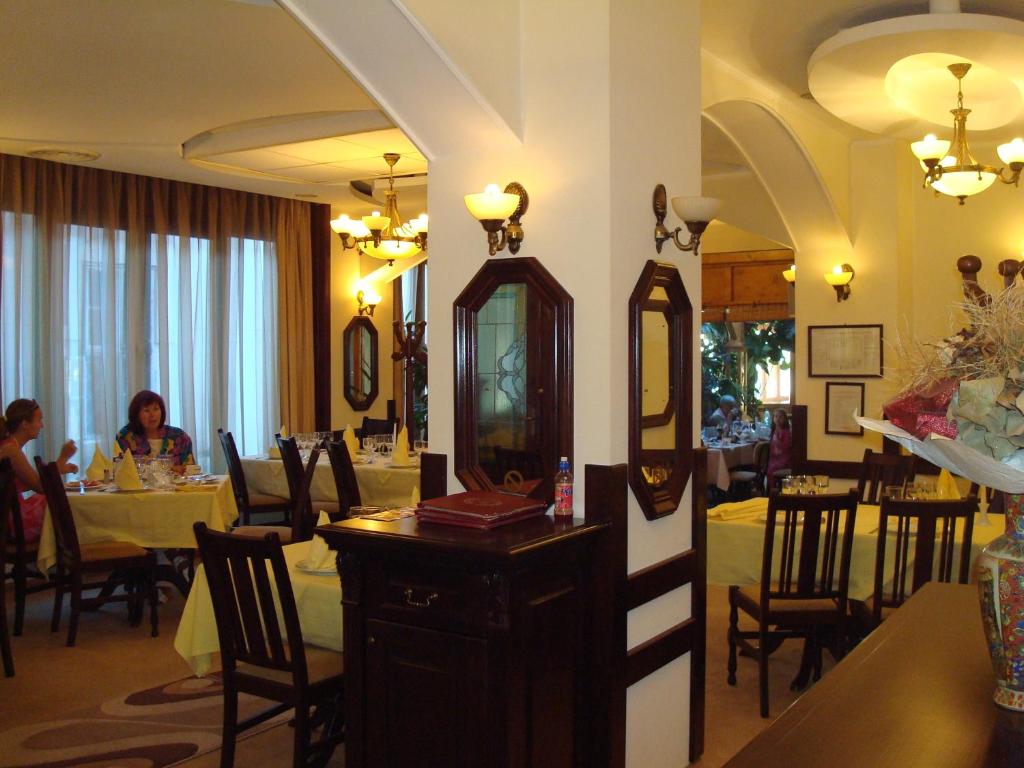 Restaurace v ubytování Hotel Ami