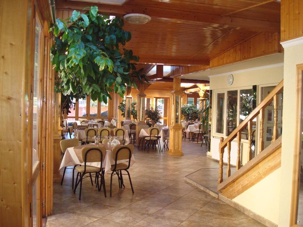 Restaurace v ubytování Hotel Ami
